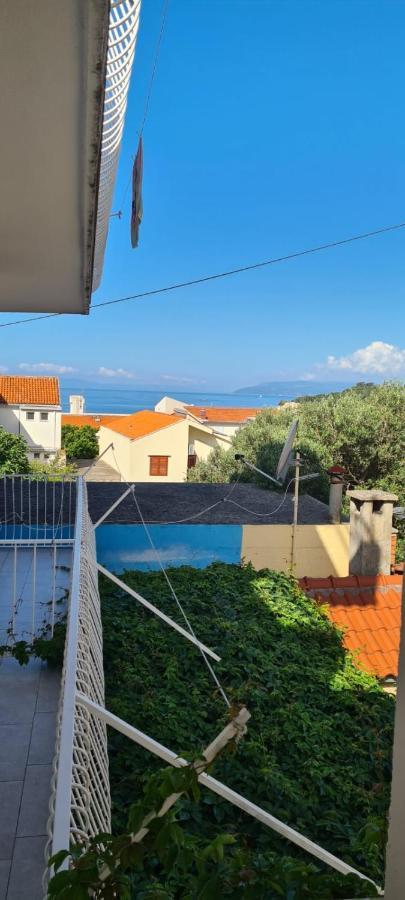 Ivan Makarska Buitenkant foto